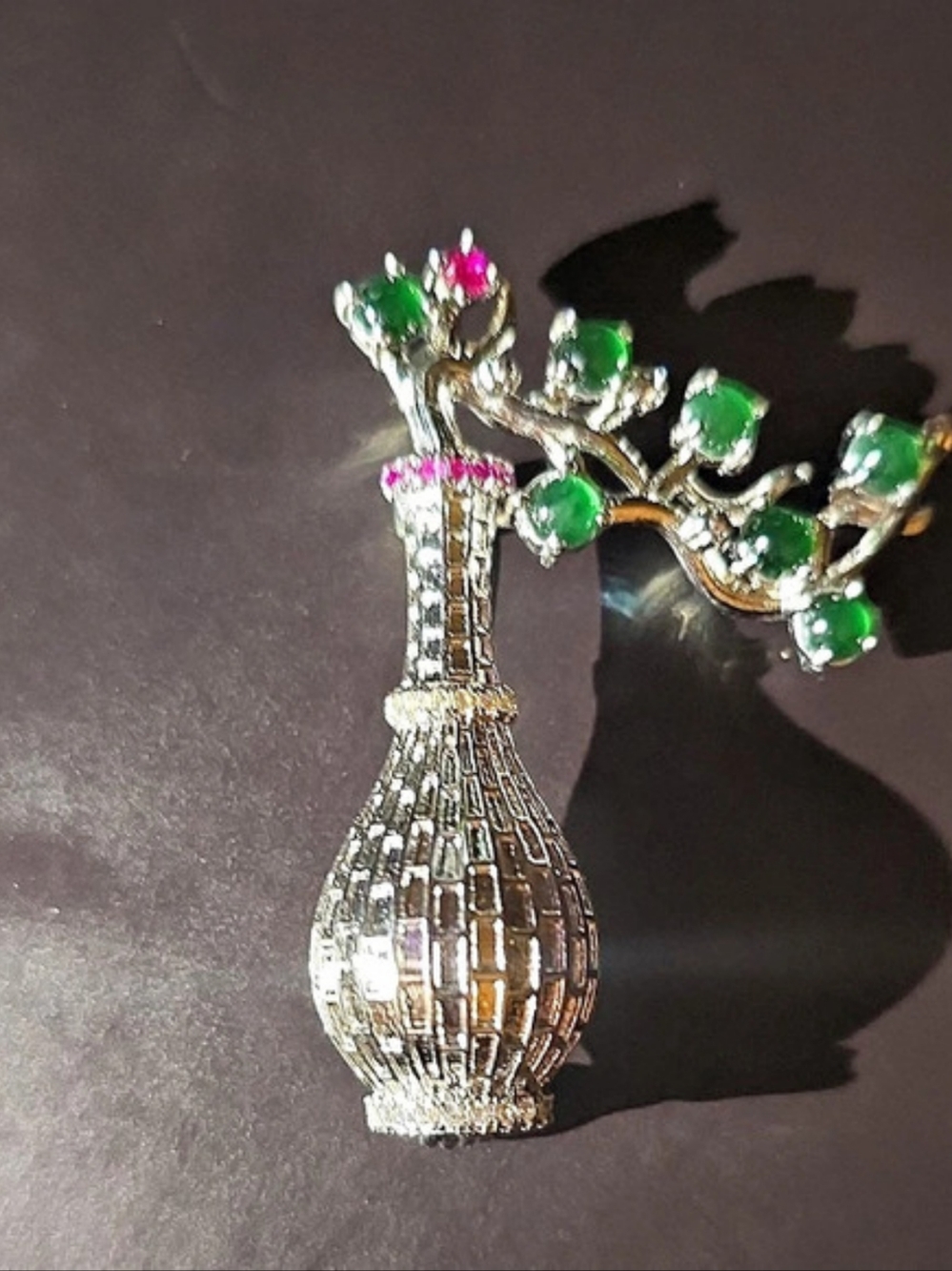 NWOT 100% Natural Grade A Jadeite Flower Vase Brooch Pin Silver Tone CZ Accent